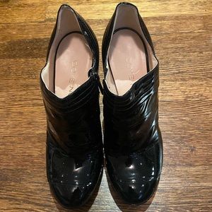 Coye Nokes Black Patent Leather Ankle Booties Size 37 or US 7